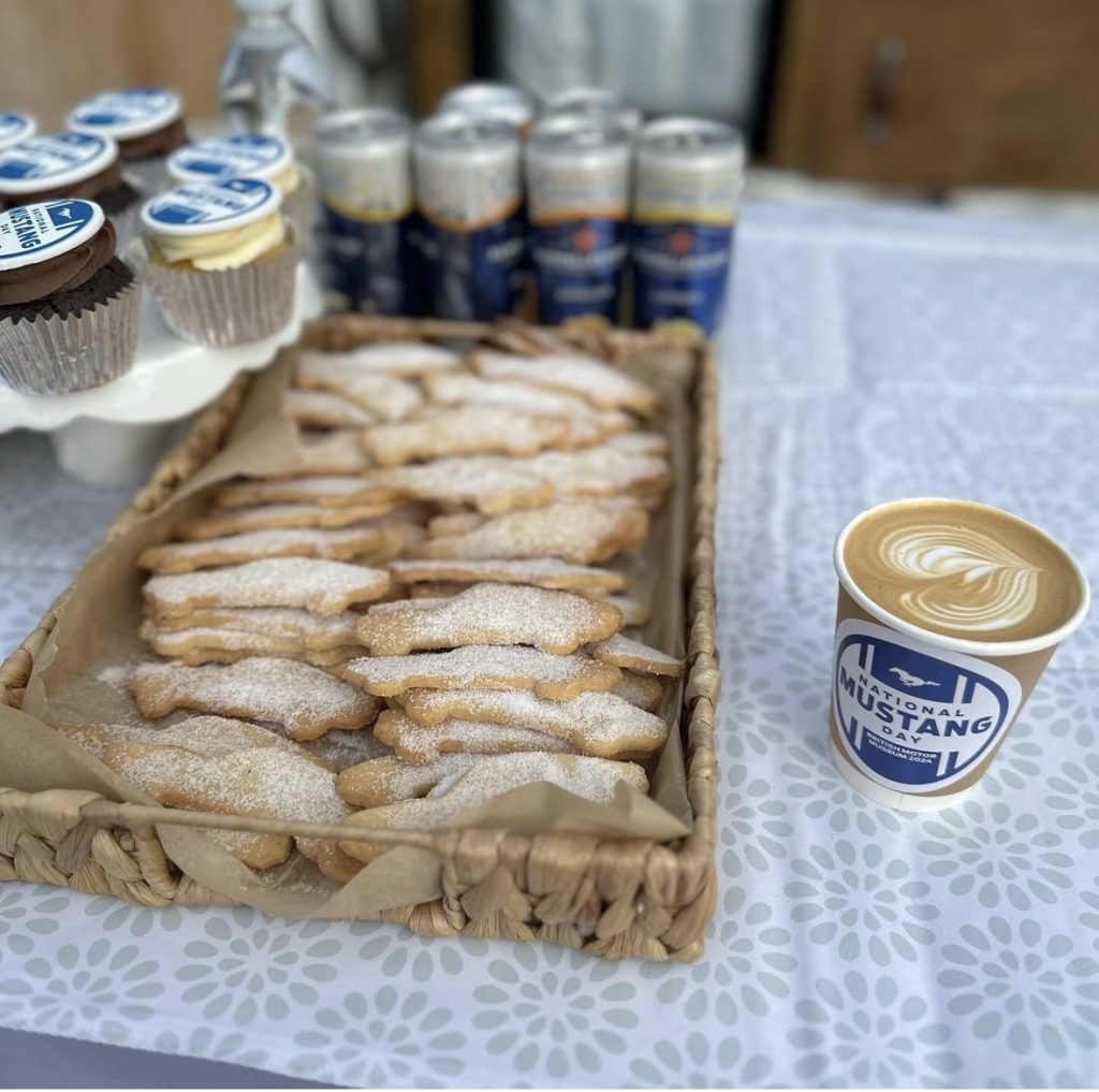 mustang branded cups and cakes